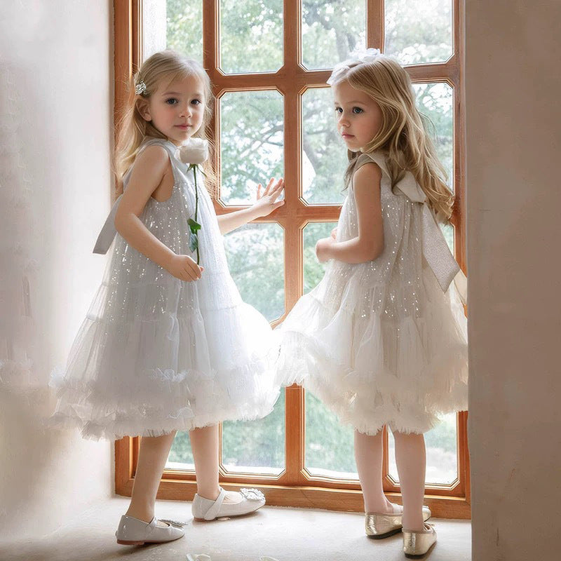 Girls' Sleeveless 3D Floral Appliqué Formal Dress – Shimmering Silver